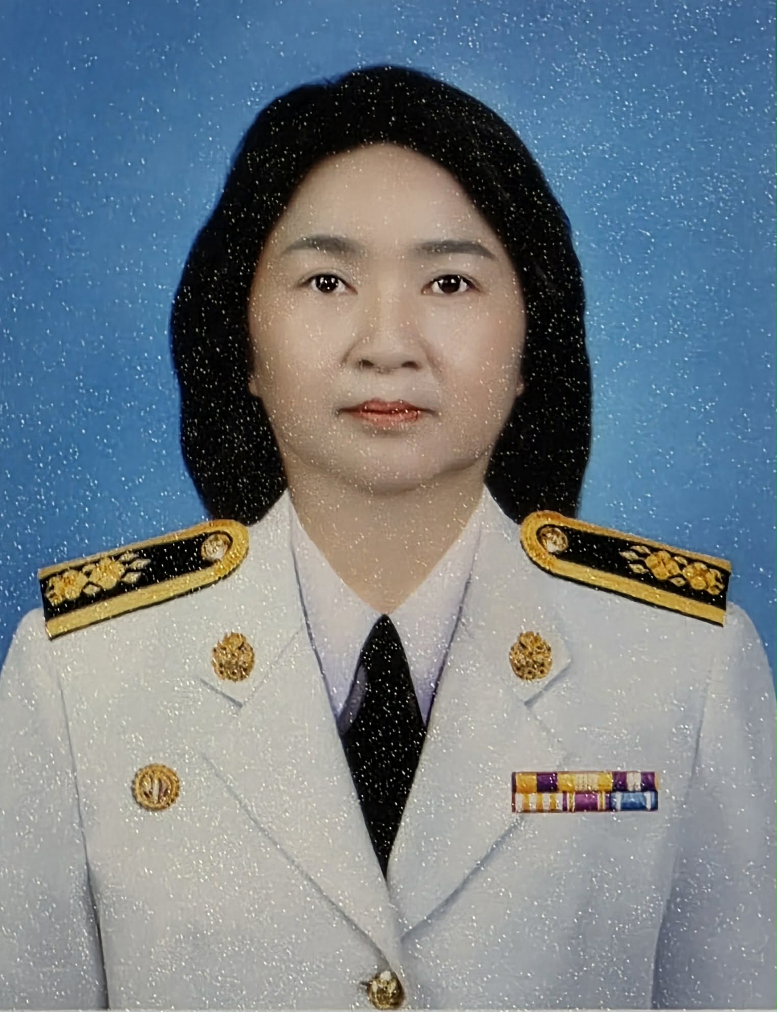 นางกมลทิพย์ สุริยวงศ์